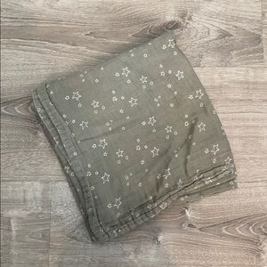 Rylee + Cru Star Organic Cotton Swaddle